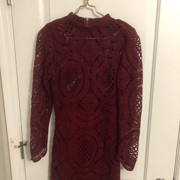 Juniors Lace Dress - Picture 3 of 4